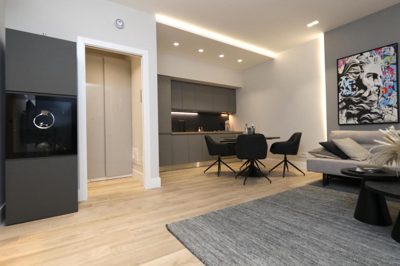 Renovated & Fully Equipped-Luxurious-2Room Fontana Suite, It Just Doesn'T Get Any Better! Olbia Zewnętrze zdjęcie