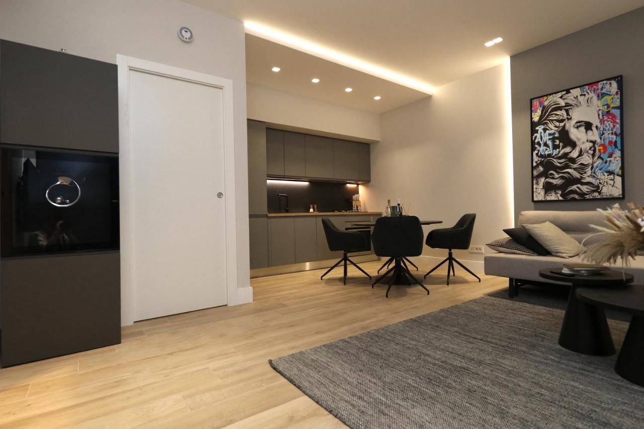 Renovated & Fully Equipped-Luxurious-2Room Fontana Suite, It Just Doesn'T Get Any Better! Olbia Zewnętrze zdjęcie